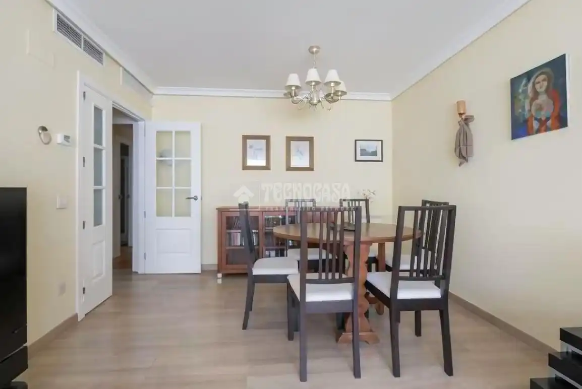 Dining room of Flat for sale in Las Rozas de Madrid  with Air Conditioner, Heating and Storage room