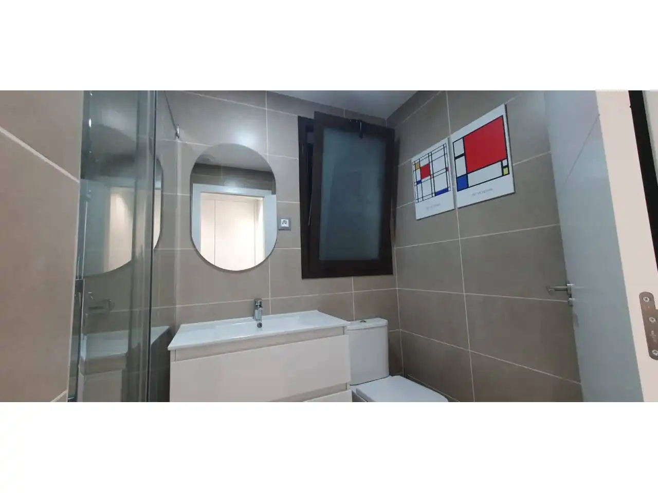 Badezimmer von Wohnung zur Miete in Estepona mit Klimaanlage, Heizung und Terrasse
