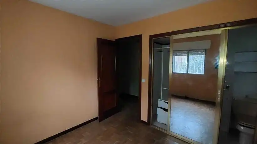 Habitación de Piso en venta en Madrid