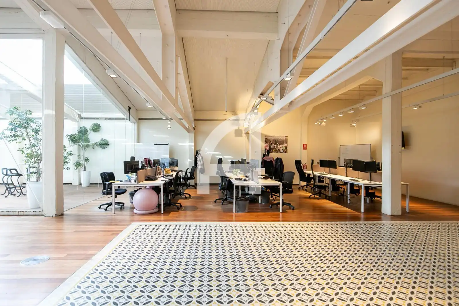Büro zur Miete in Barcelona mit Klimaanlage und Heizung