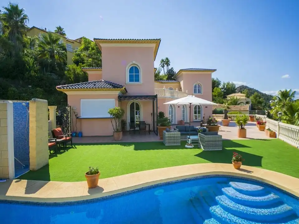 Villa à vendre à Pedreguer