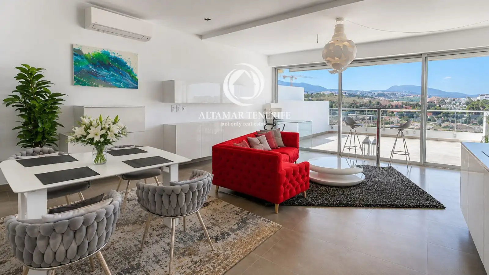 Sala de estar de Apartamento en venta en Adeje con Terraza, Trastero y Piscina