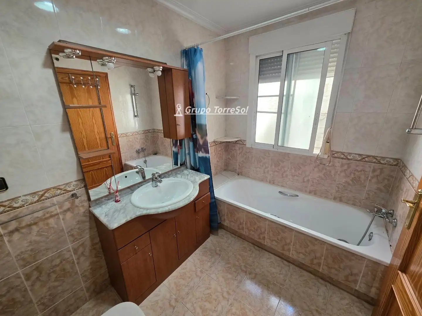 Baño de Casa adosada en venta en Catral con Aire acondicionado, Calefacción y Terraza