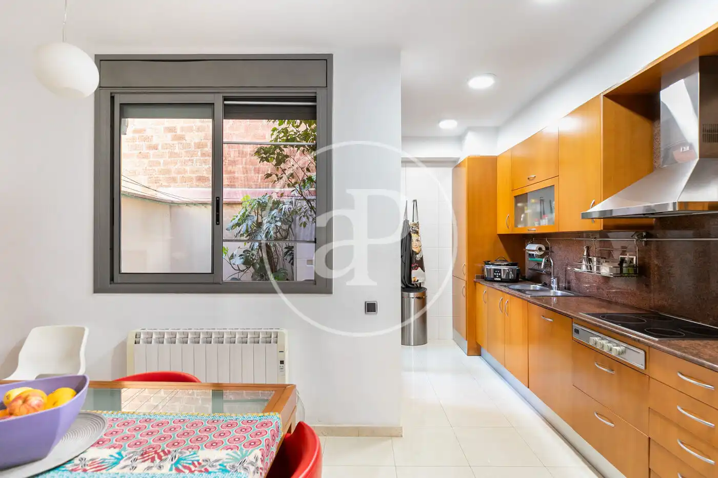 Casa adosada en venta en Passatge de Puigmadrona, El Camp de l'Arpa del Clot
