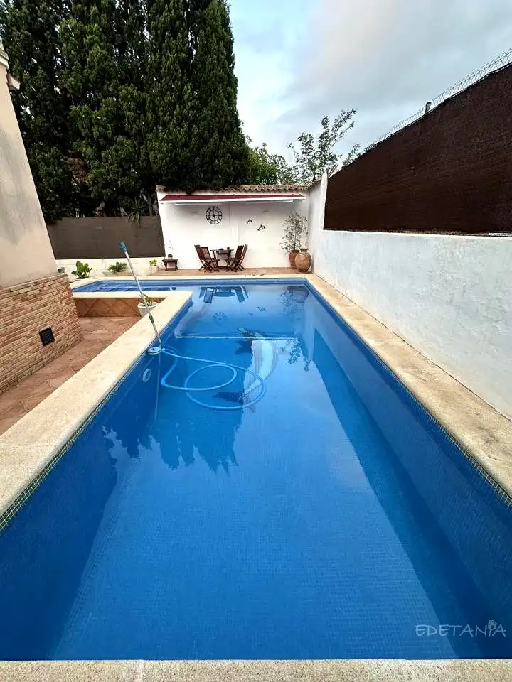 Piscina de Casa o chalet de alquiler en Moncada con Aire acondicionado, Jardín privado y Terraza