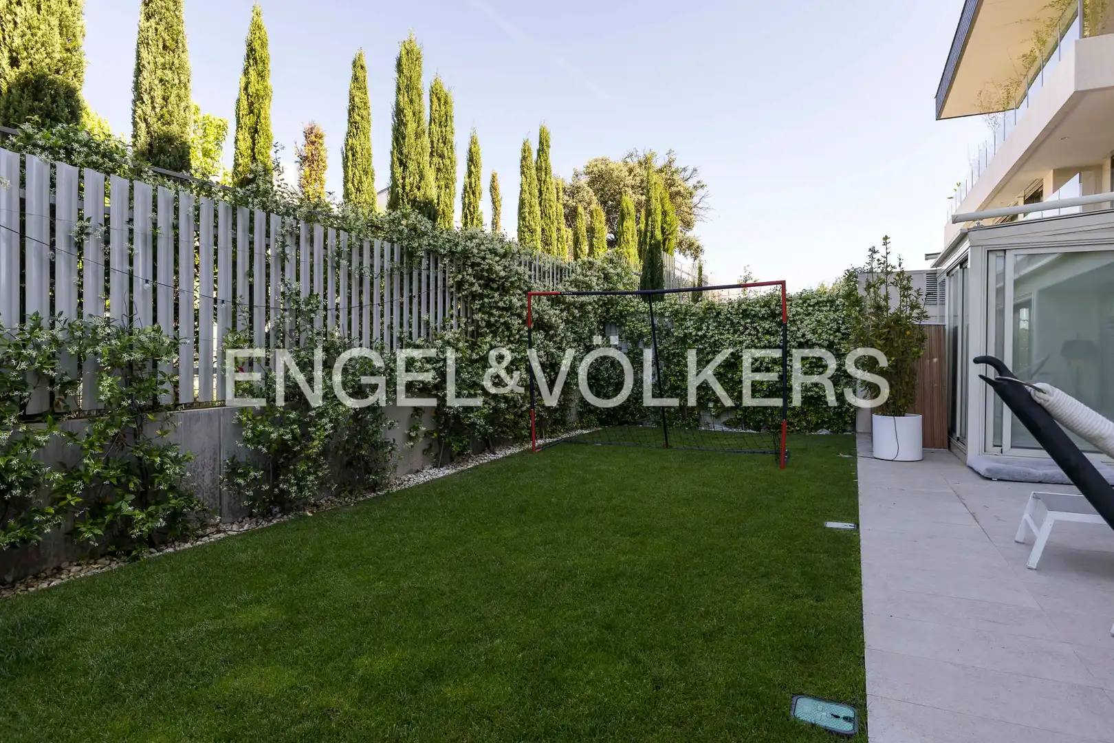 Terraza de Apartamento en venta en Pozuelo de Alarcón con Aire acondicionado, Calefacción y Jardín privado