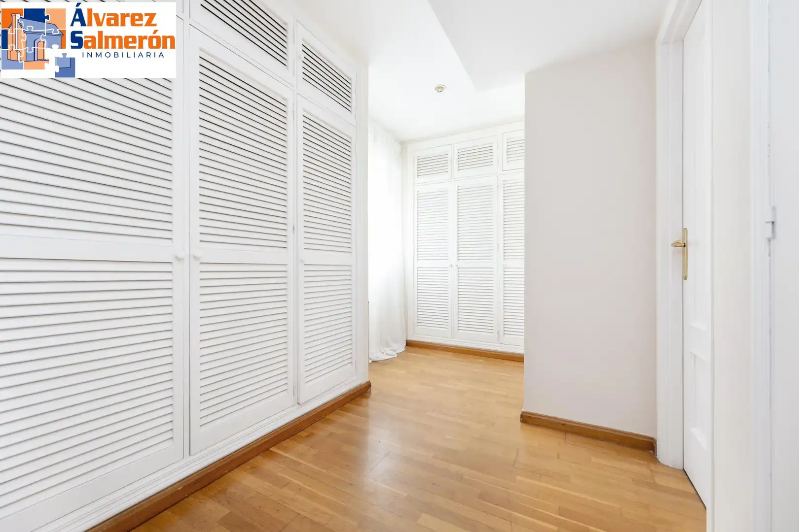 Bedroom of Houses for sale in Granada  with Air Conditioner, Private garden and Terrace