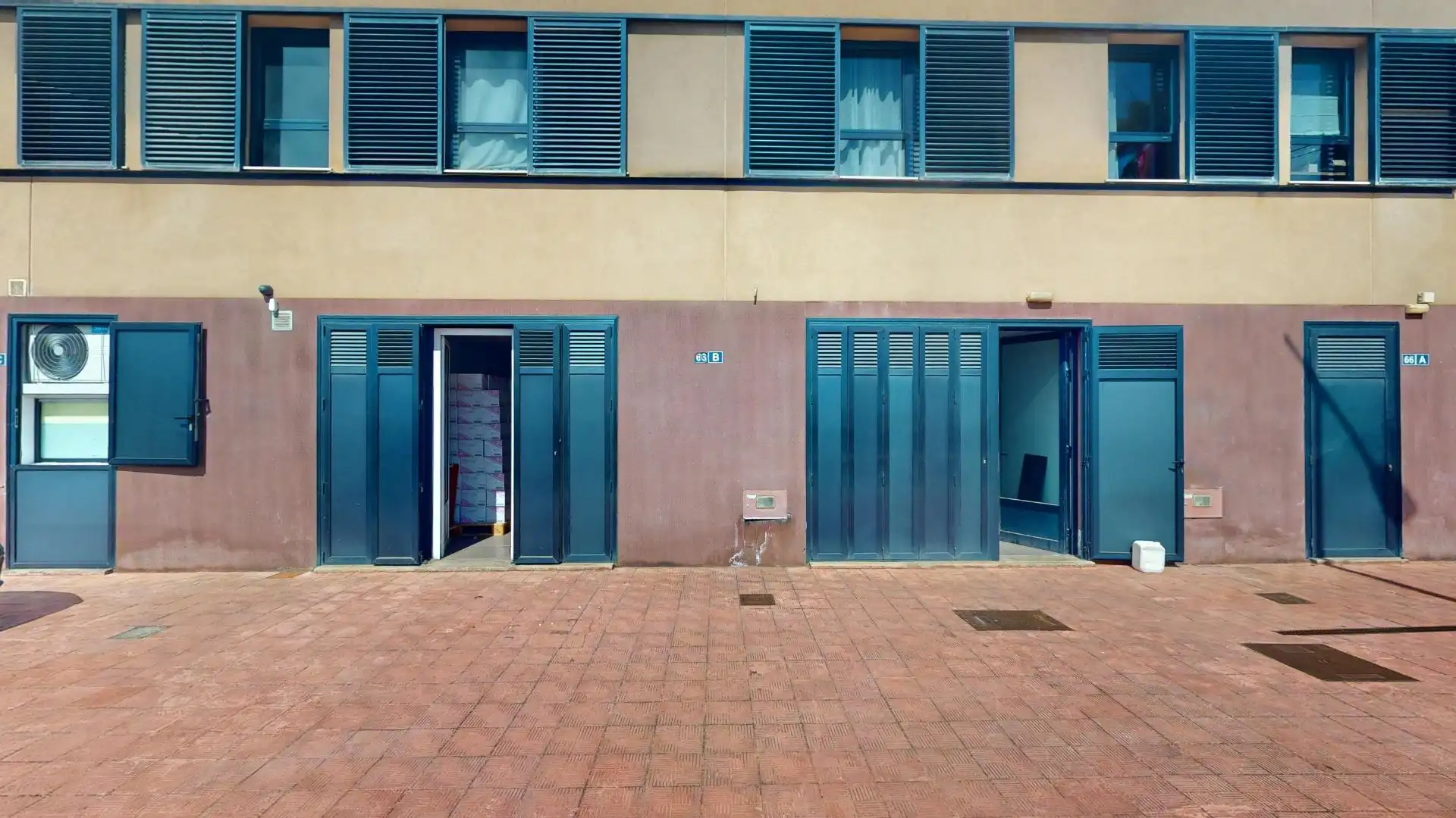 Exterior view of Commercial properties for sale in San Cristóbal de la Laguna