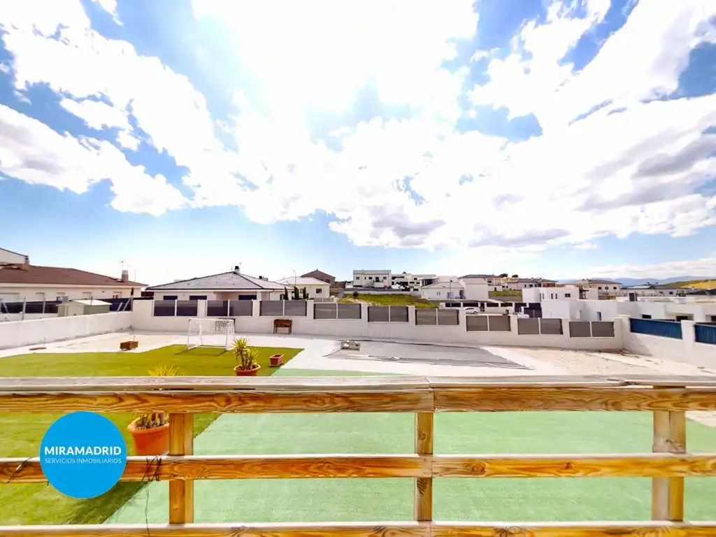 Exterior view of Houses for sale in El Casar  with Air Conditioner