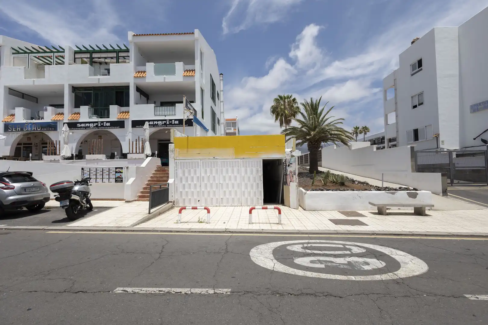 Vista exterior de Local en venta en Adeje