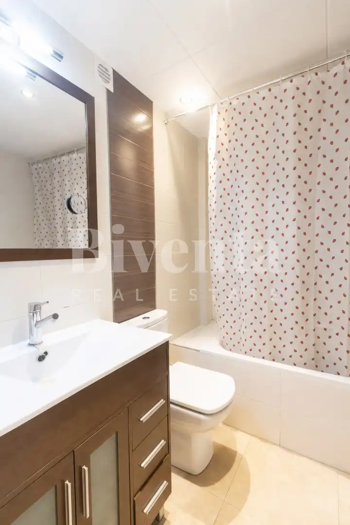 Bathroom of Flat for sale in Igualada  with Heating, Parquet flooring and Balcony