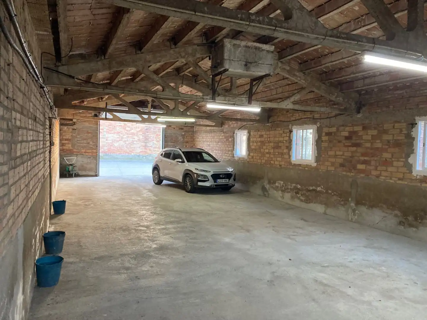 Parkplatz von Garage zur Miete in Sidamon