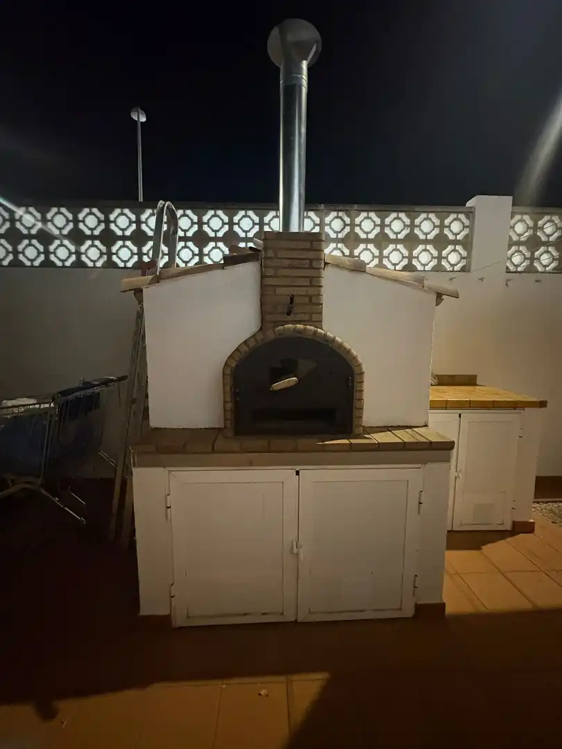 Casa adosada en venda a Les Bassetes - El Marjal