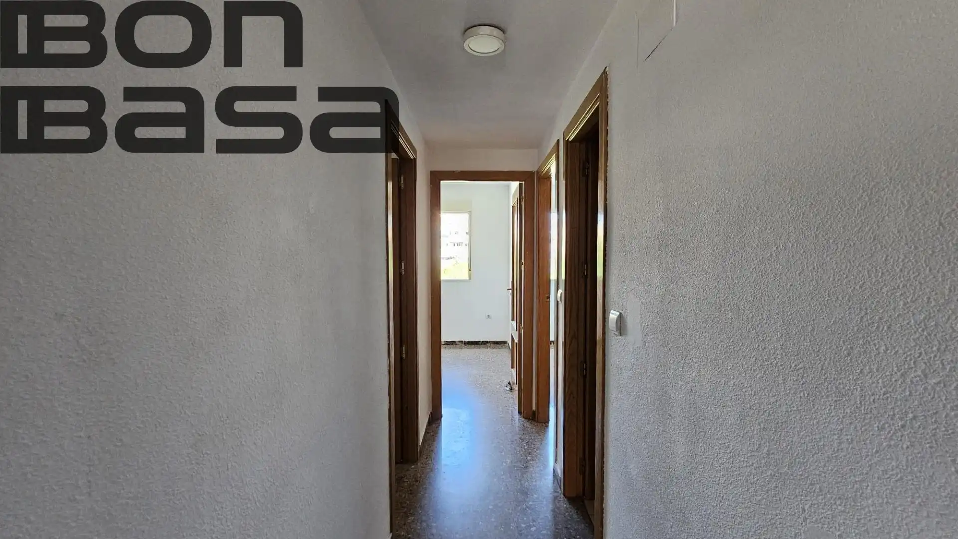 Piso en venta en Alicante / Alacant con Aire acondicionado, Jardín privado y Balcón