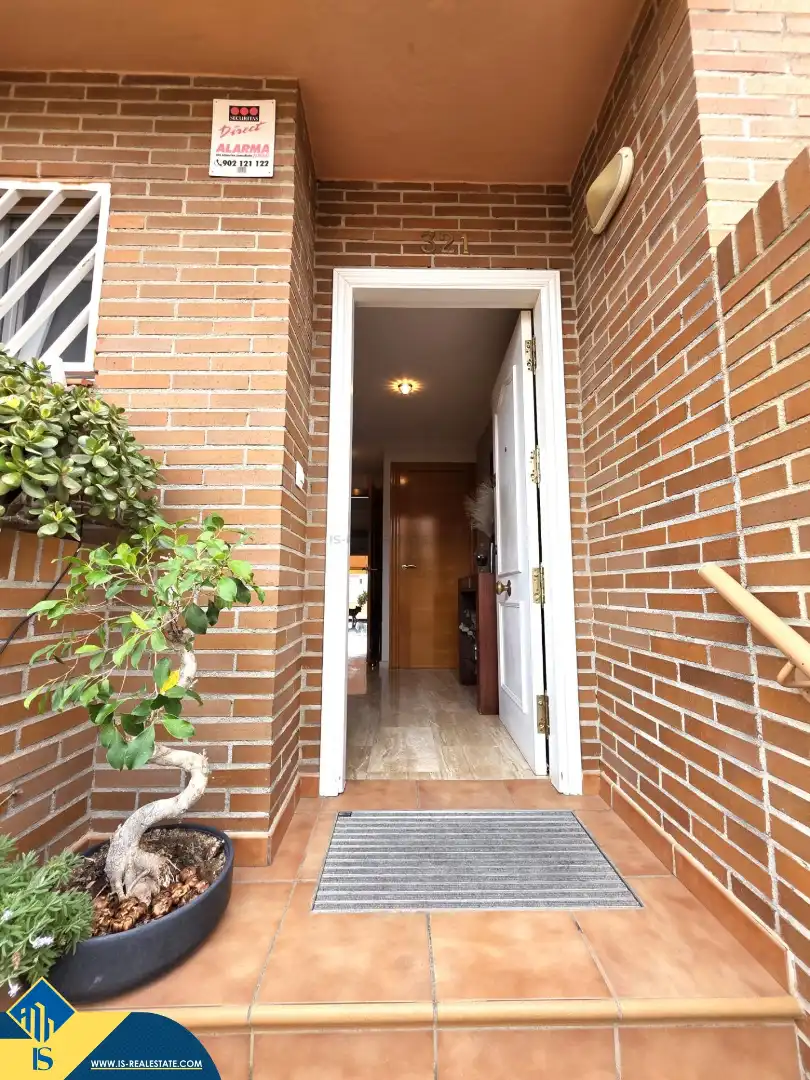 Houses for sale in Alicante / Alacant  with Terrace, Furnished and Community pool