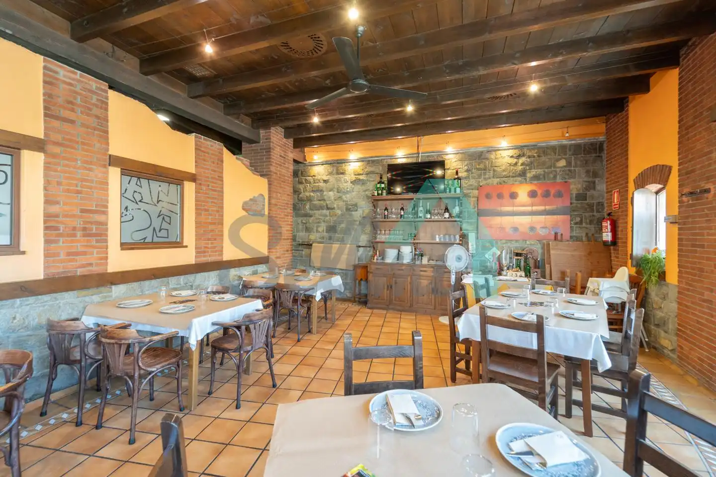 Local en traspaso en De Viella, Lugones