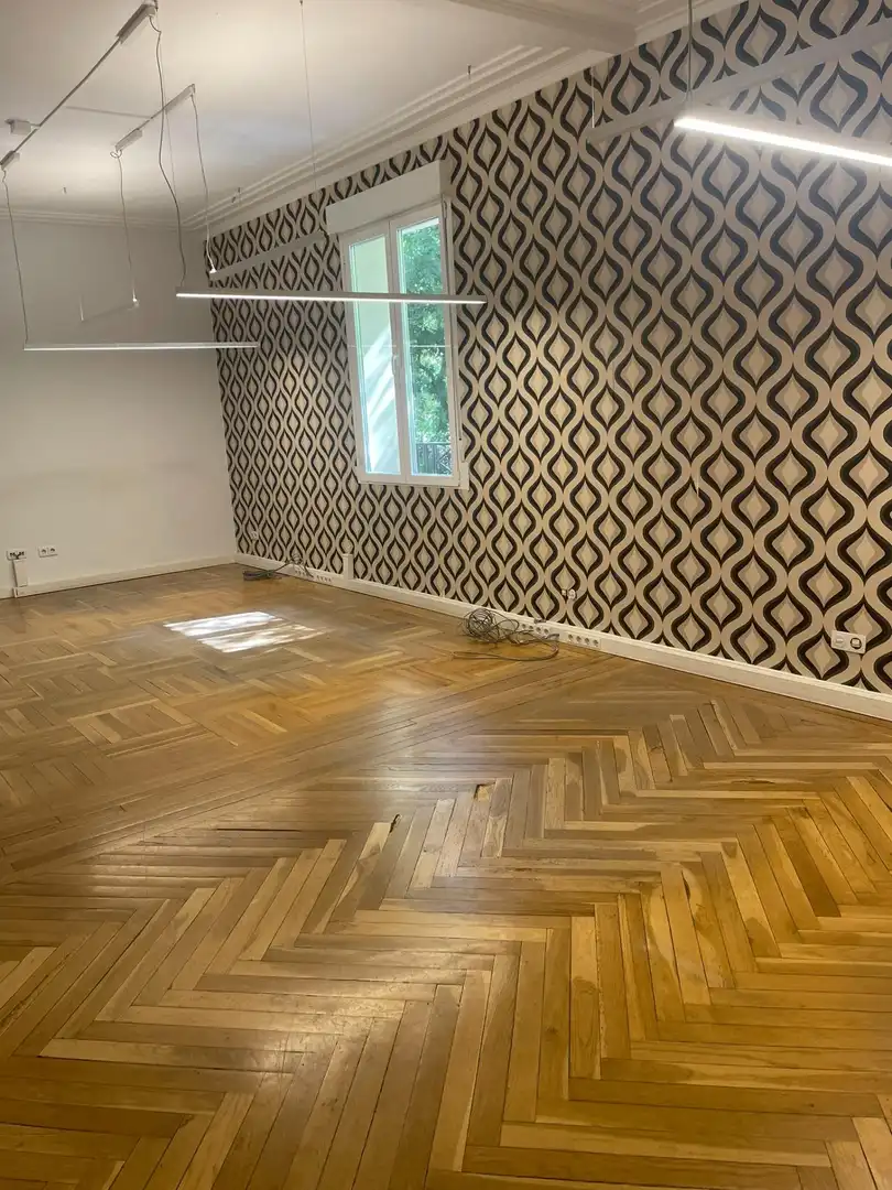 Office for rent in Almagro