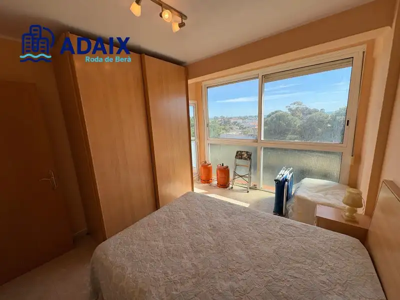 Bedroom of Flat for sale in Roda de Berà  with Oven and Balcony