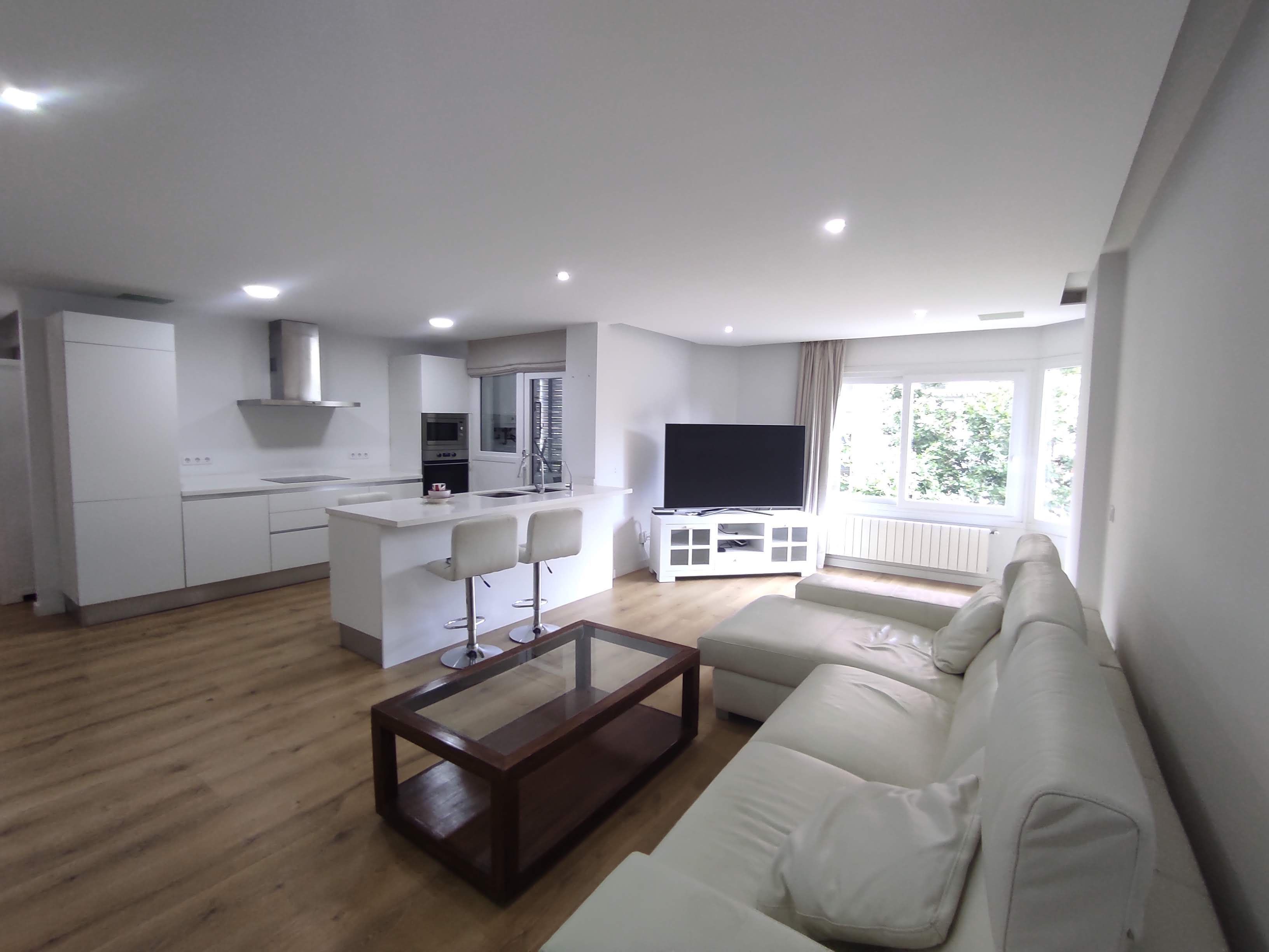 Sala de estar de Piso de alquiler en  Palma de Mallorca con Calefacción, Parquet y Amueblado