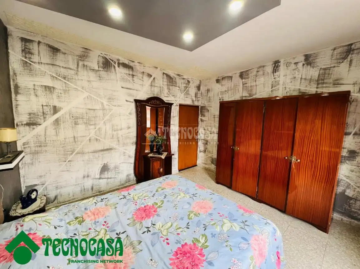 House with garden for sale in La Puebla de Montalbán, imagen 12