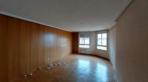 Photo 2 of Duplex for sale in Calle Goya, Villaquilambre, León