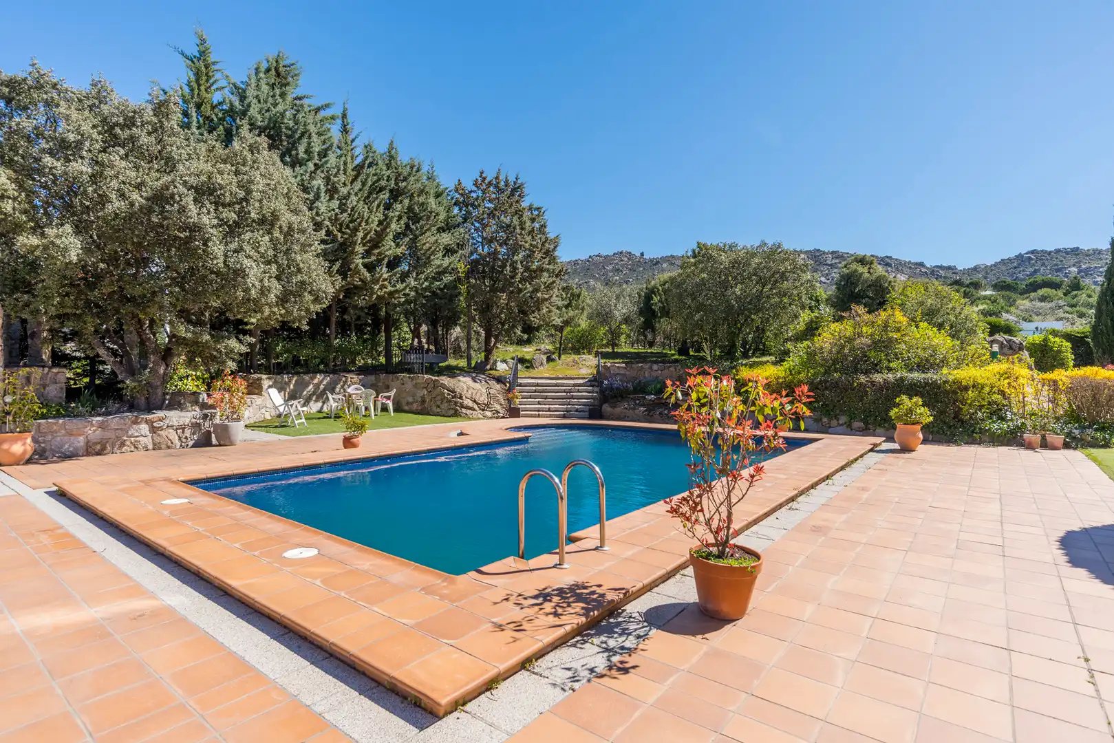 Swimming pool of Houses for sale in Collado Villalba  with Air Conditioner, Heating and Private garden