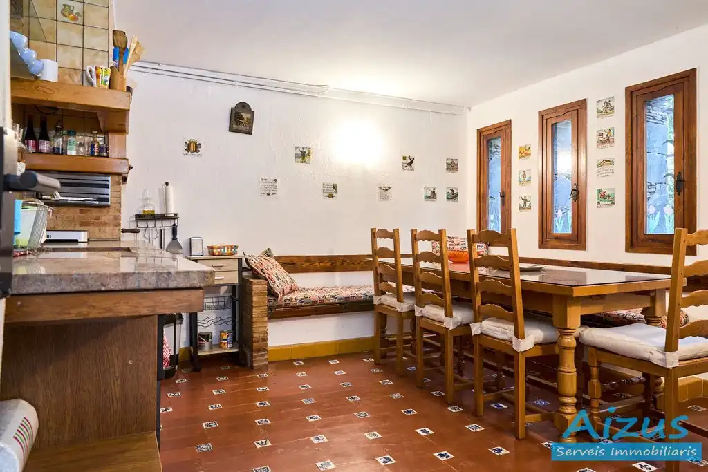 Comedor de Casa o chalet en venta en Seva con Aire acondicionado, Calefacción y Jardín privado