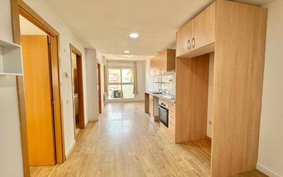 Kitchen of Flat for sale in L'Hospitalet de Llobregat  with Air Conditioner, Heating and Parquet flooring