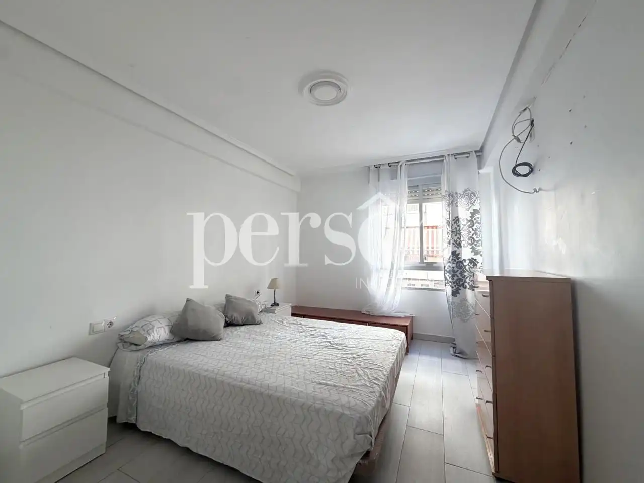 Wohnung zur Miete in calle de José Iranzo, Sant Josep - Zona Hospital