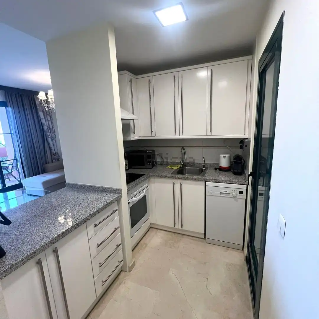 Cocina de Apartamento en venta en Finestrat con Aire acondicionado, Terraza y Piscina comunitaria