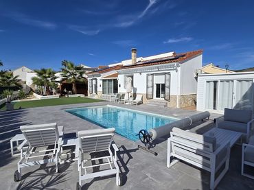Casa con piscina in vendita a Arboleas
