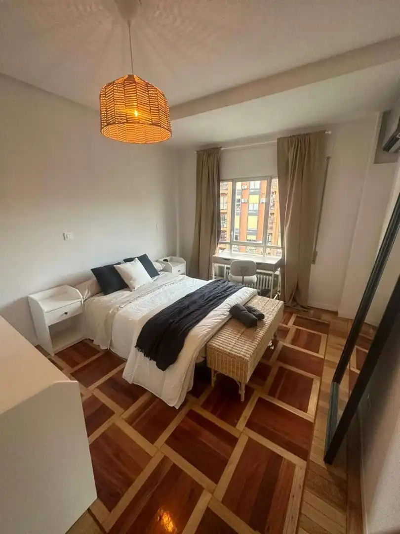 Bedroom of Flat for share in Madrid  with Air Conditioner, Heating and Terrace