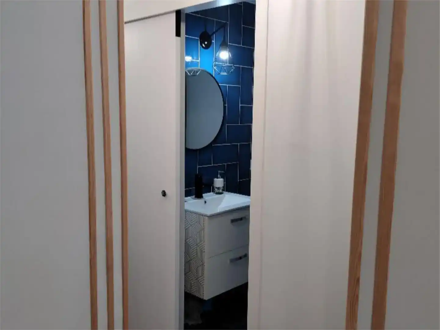 Bany de Pis en venda en Camas amb Aire condicionat, Parquet i Moblat