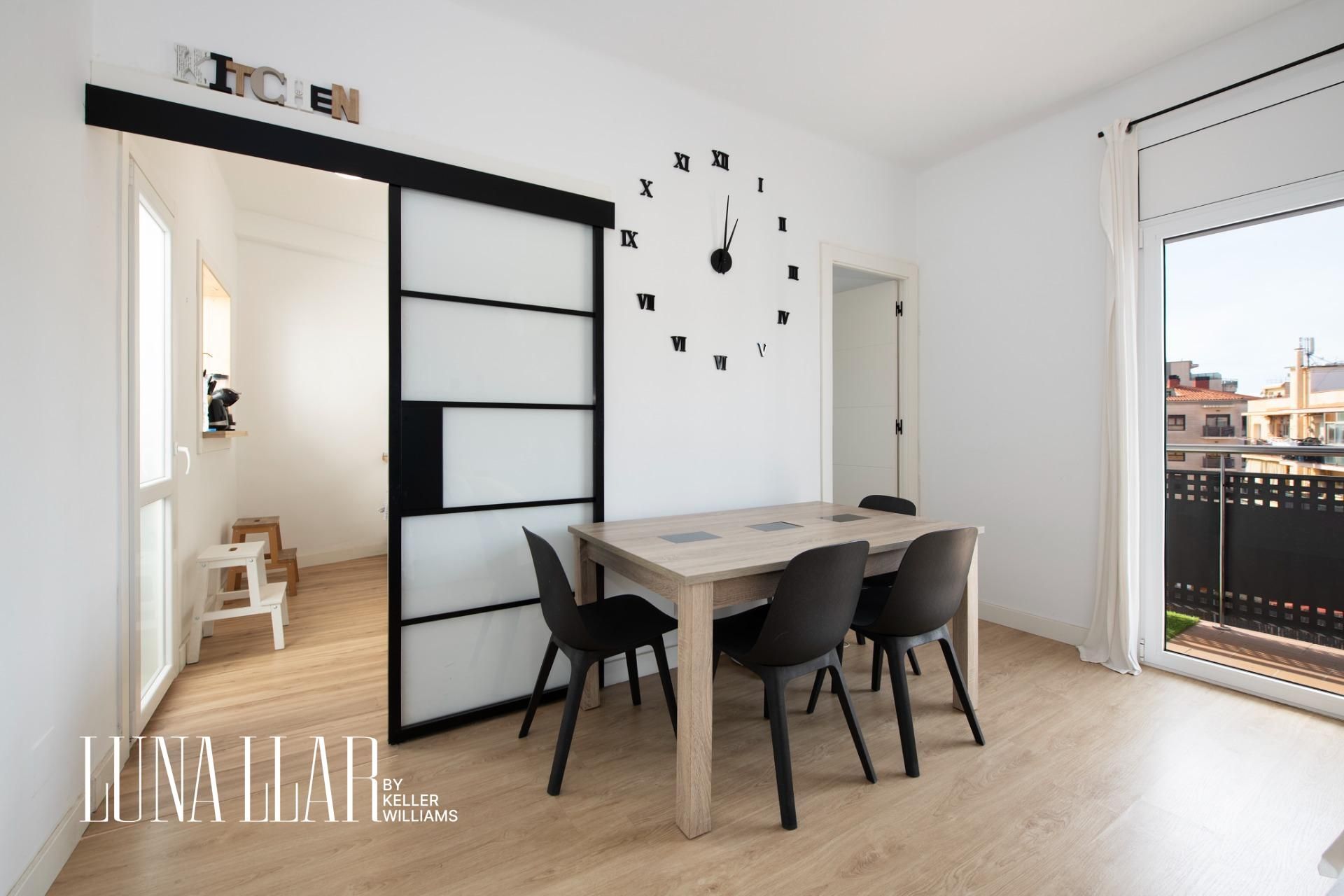 Comedor de Piso en venta en Castelldefels con Aire acondicionado y Balcón