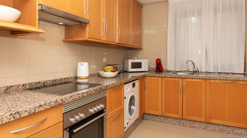 Foto 3 von Dachboden zur Miete in Urbanizacion Puerto del Almendro, Los Arqueros - Puerto del Almendro, Benahavís