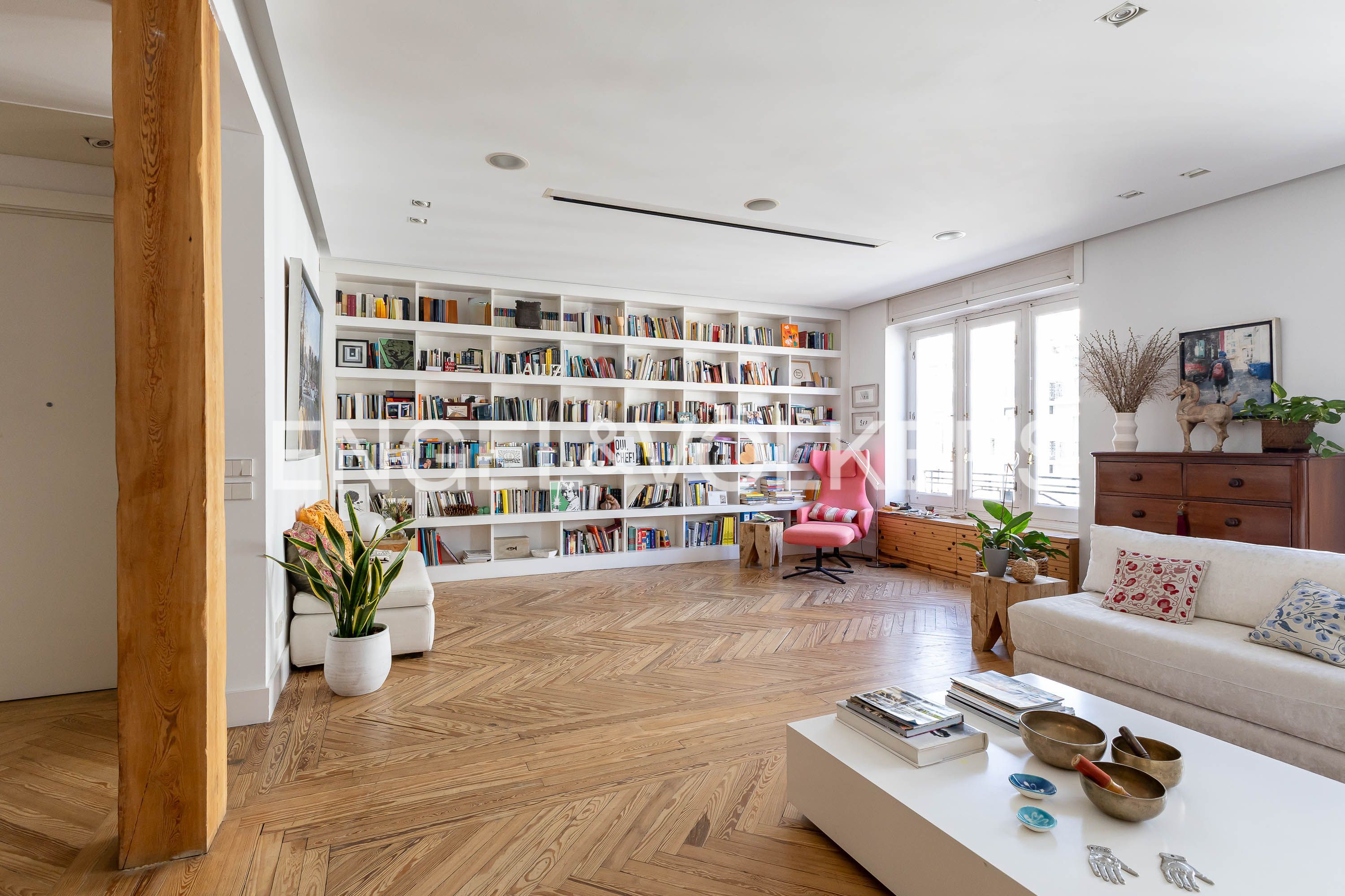 Wohnzimmer von Wohnung zur Miete in  Madrid Capital mit Klimaanlage, Heizung und Parkett