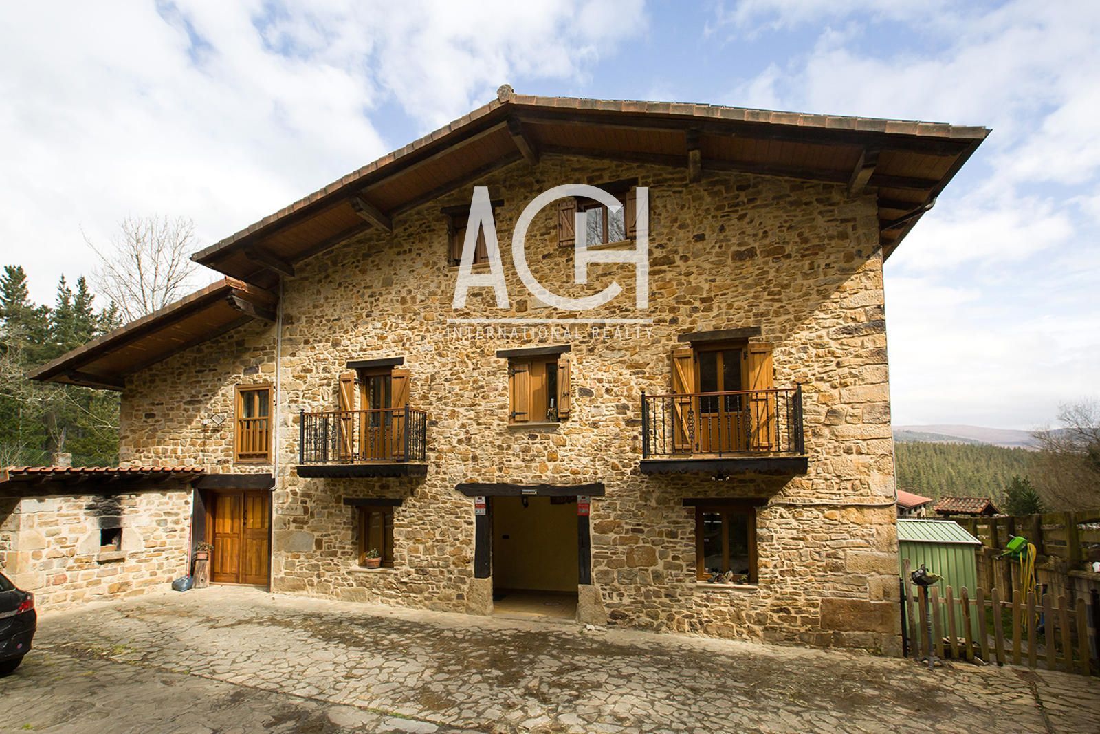 Exterior view of House or chalet for sale in Amurrio  with Heating, Parquet flooring and Terrace