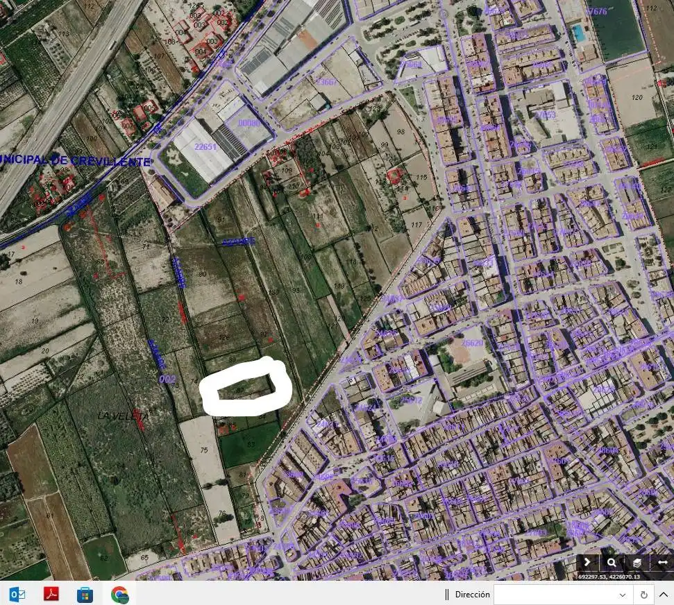 Terreni e lotti in vendita a C. Ramon y Cajal, imagen 3