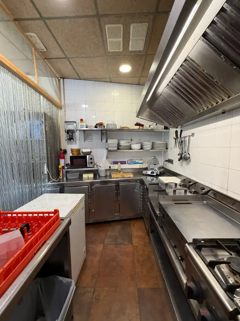 Local comercial en venda a Avinguda Gumersind Bisbal
