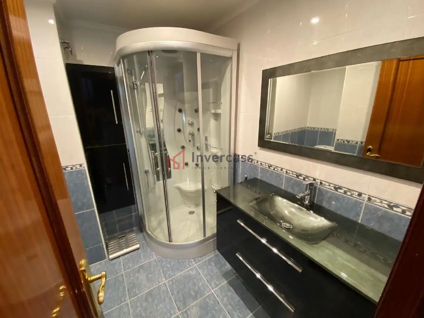 Baño de Casa adosada en venta en Castro-Urdiales