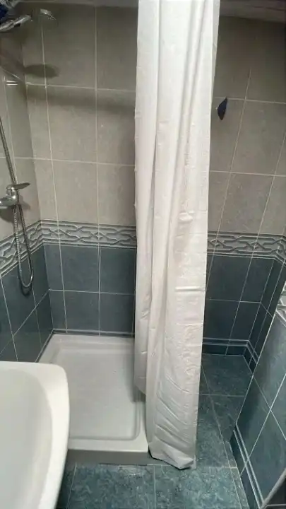 Bathroom of Flat for rent in Silla  with Air Conditioner, Heating and Furnished
