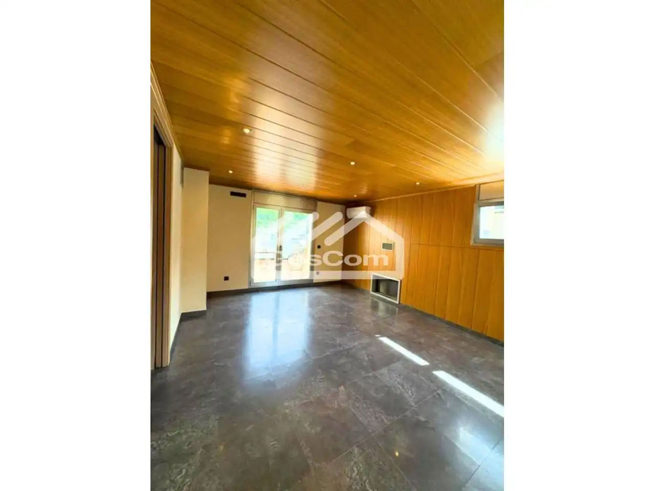 Ático en venta en Escaldes – Engordany con Aire acondicionado, Calefacción y Terraza