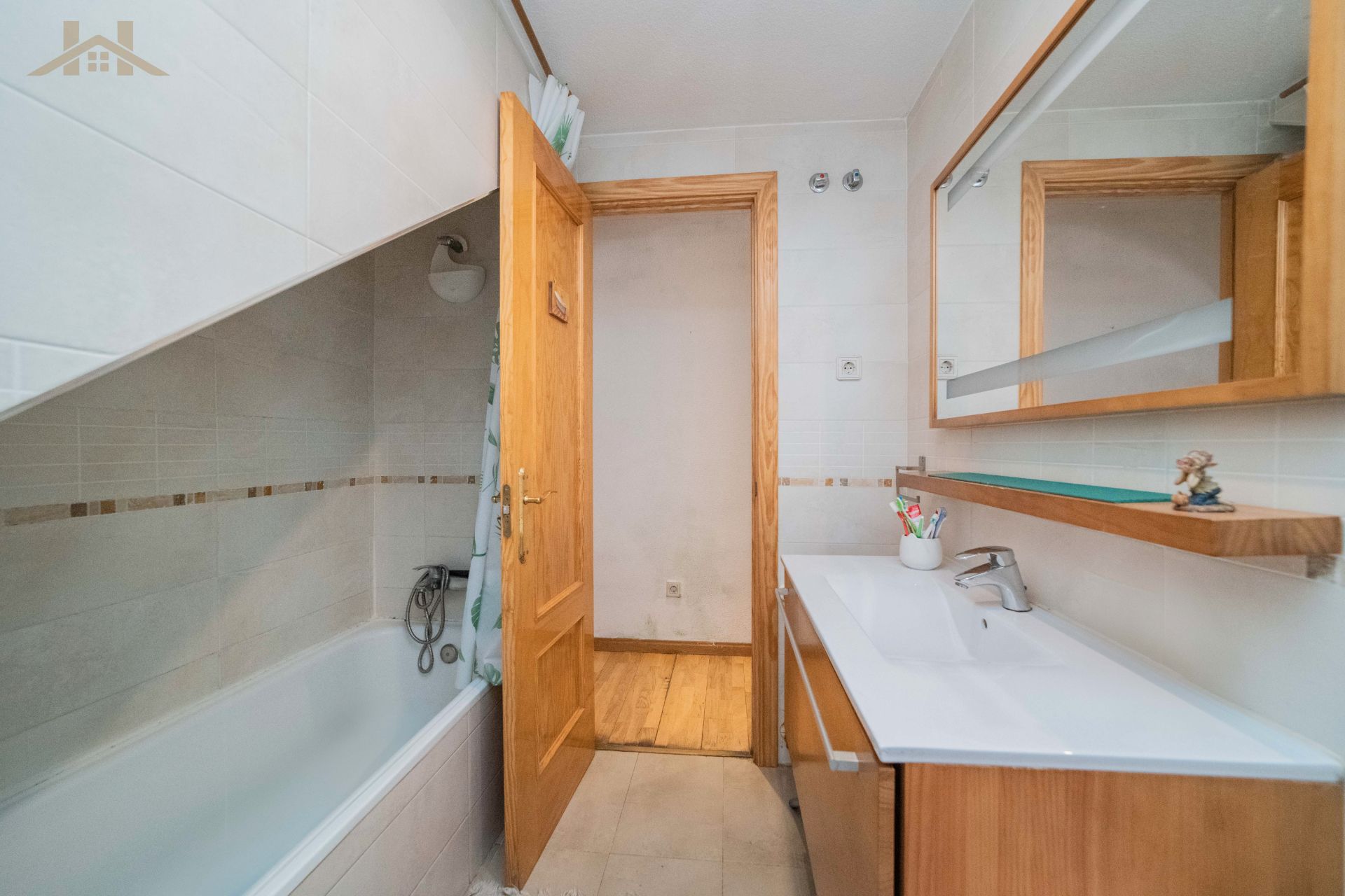 Badezimmer von Wohnung zum verkauf in Galapagar mit Heizung