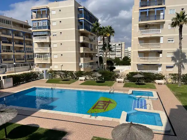 Swimming pool of Flat for rent in Elche / Elx  with Air Conditioner, Heating and Terrace