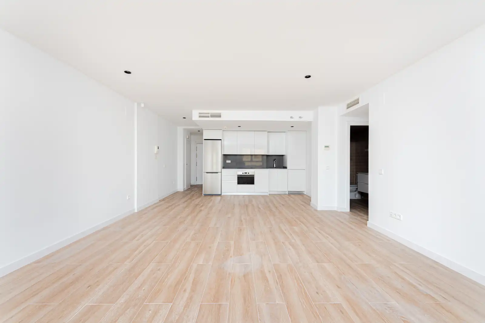 Living room of Flat for rent in Madrid  with Storage room