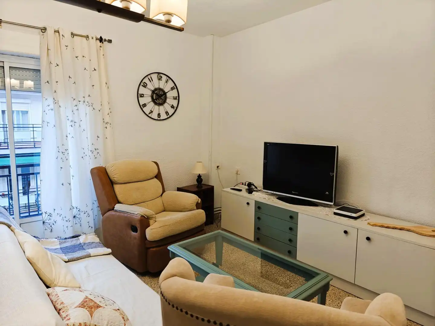 Room in Calle Dr, Pareja Yebenes, Plaza de Toros