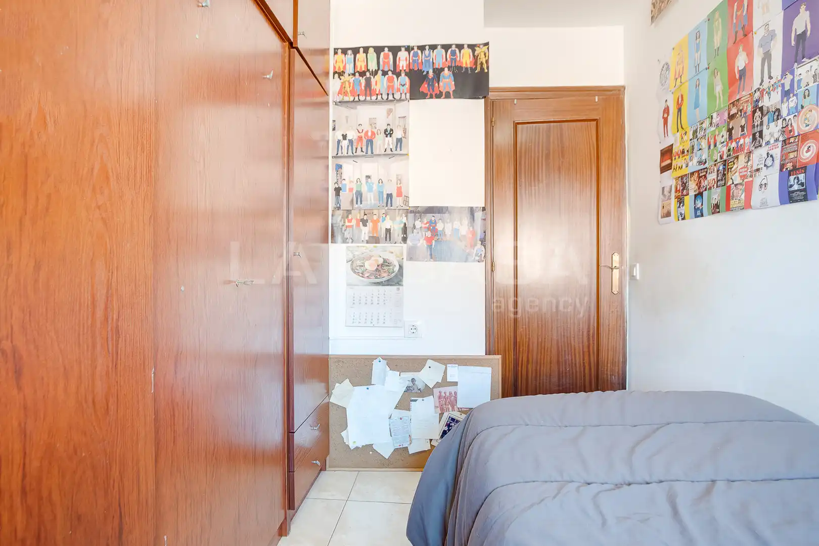 Habitación de Piso en venta en Barcelona con Calefacción y Balcón