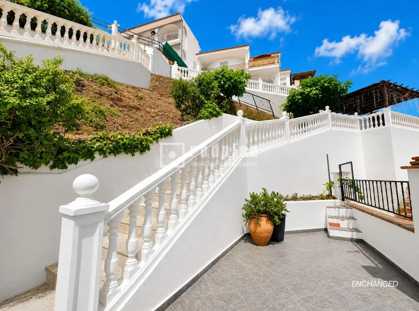Vista exterior de Casa o xalet en venda en Málaga amb Aire condicionat, Calefacció i Jardí privat