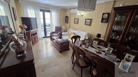 Foto 2 de Piso en venta en Cuesta, Puerto Deportivo, Fuengirola