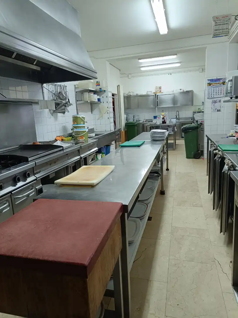 Cuina de Local en venda en Herrera de Pisuerga amb Moblat